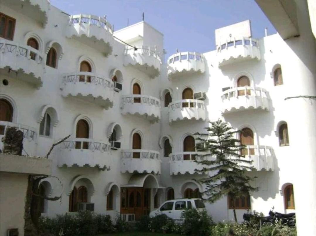 Hotel Soni International Khalilabad Bagian luar foto